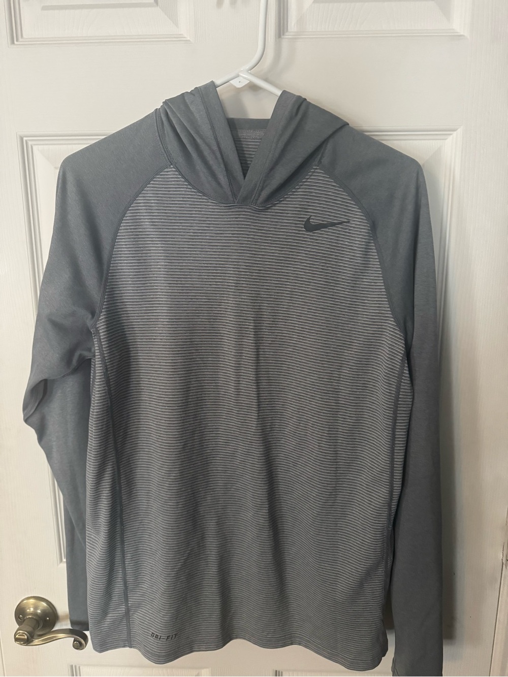 Nike Gray Heather Dri-FIT Hooded Long-Sleeve Size S
